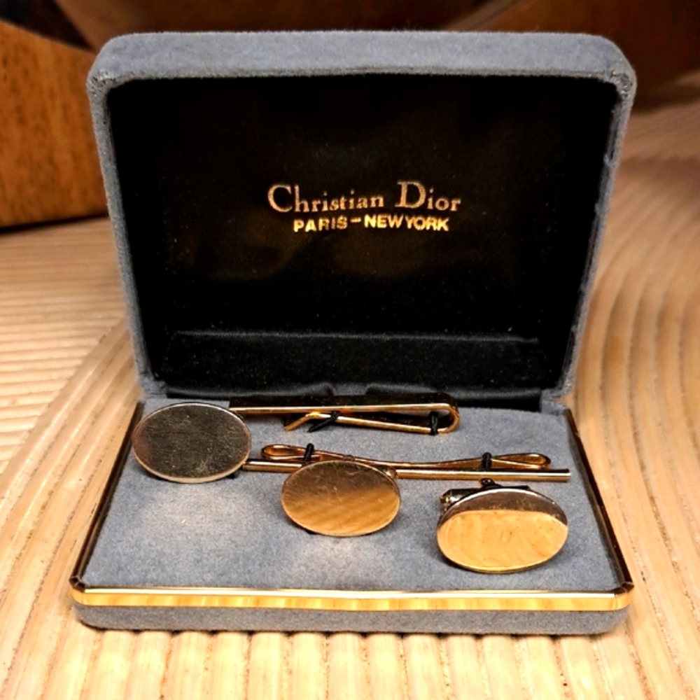 Christian Dior Vintage Goldtone cufflinks and tie clip Set